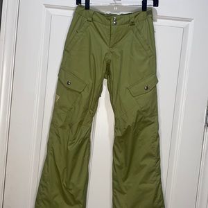 Burton girls snowboarding pants, can fit womens small